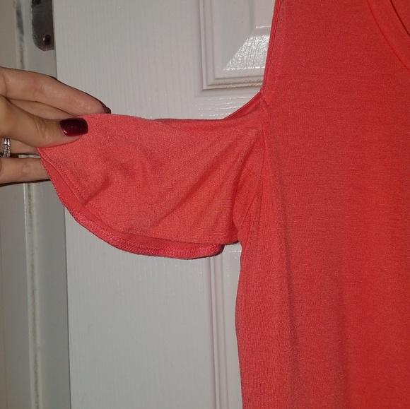 Cold Shoulder Tee - Medium - Picture 7 of 10